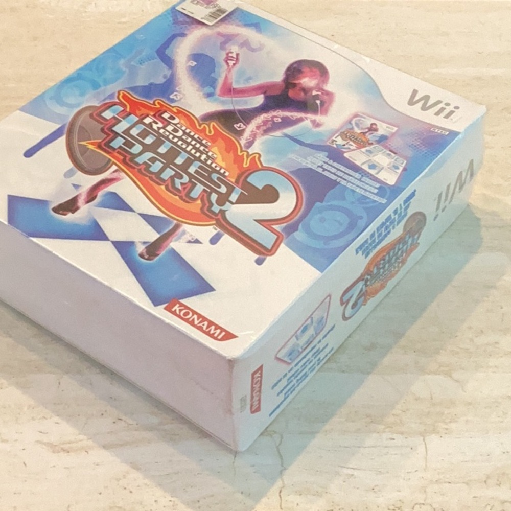 Dance Dance Revolution 2 & Dance Mat Hottest Party Nintendo Wii Game New In Box - Picture 9 of 16